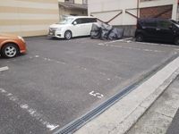 レオパレスボンジョルノ　ナカオ 駐車場