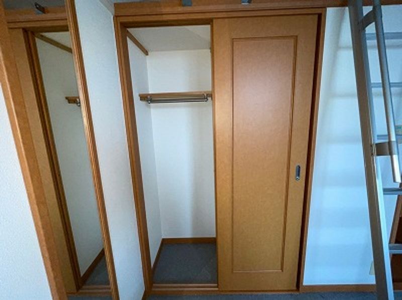 レオパレスサンライズヒル 収納