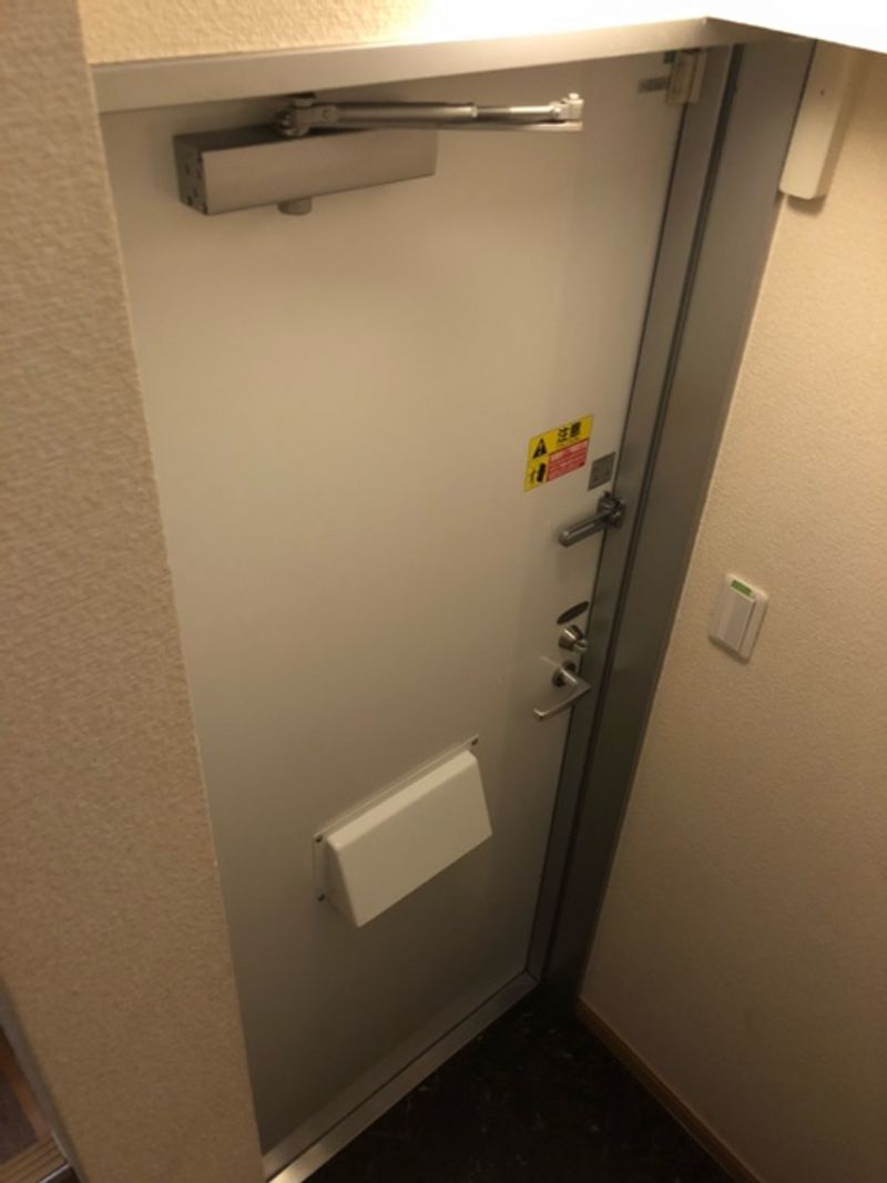 レオネクスト榎戸Ⅱ 玄関