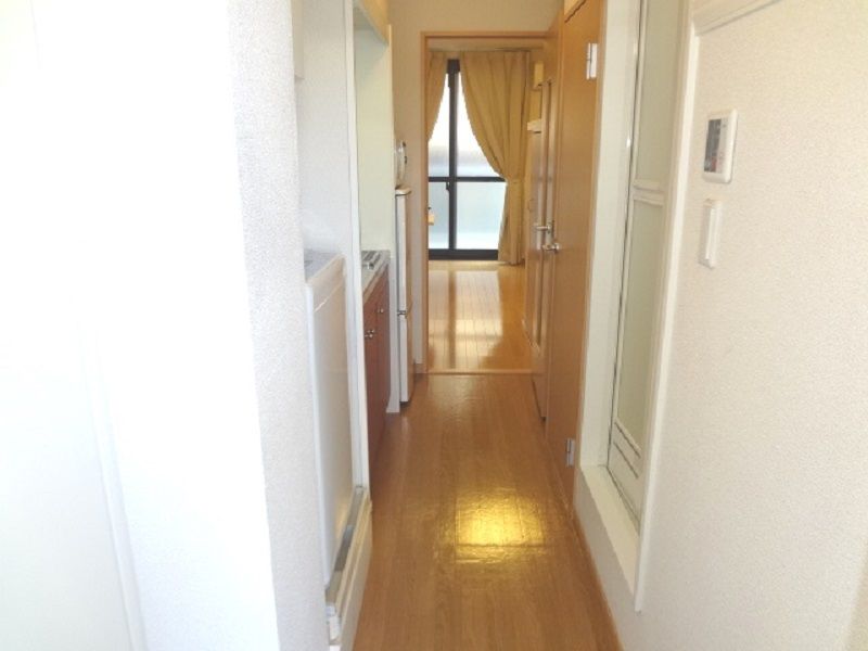 レオパレス開花 玄関