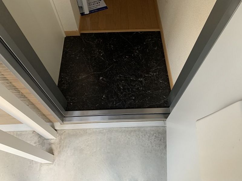 LEONEXT Agora Entrance