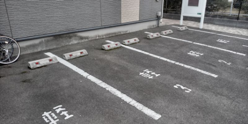 レオパレスＵＹ 駐車場