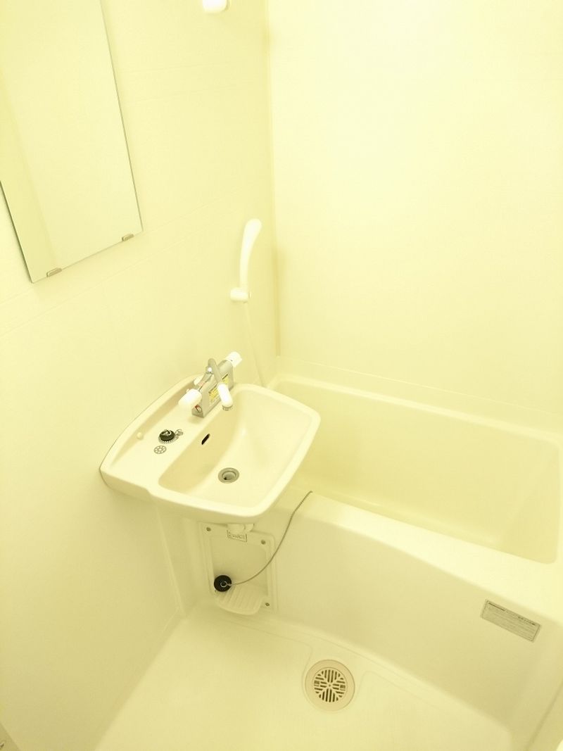 レオパレスオアシス 風呂