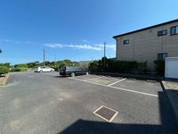 レオパレス海誠 駐車場