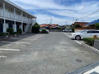 レオパレス野中 駐車場