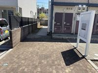 レオパレスオリーブハウスⅡ エントランス