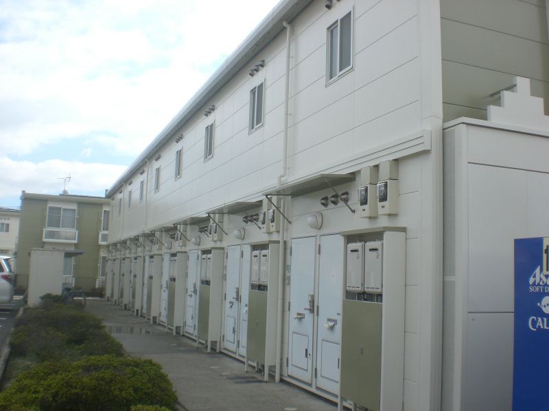 レオパレスドミール細江Ｎ参番館 玄関