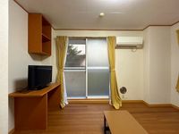 レオパレス池袋ウエスト 居間