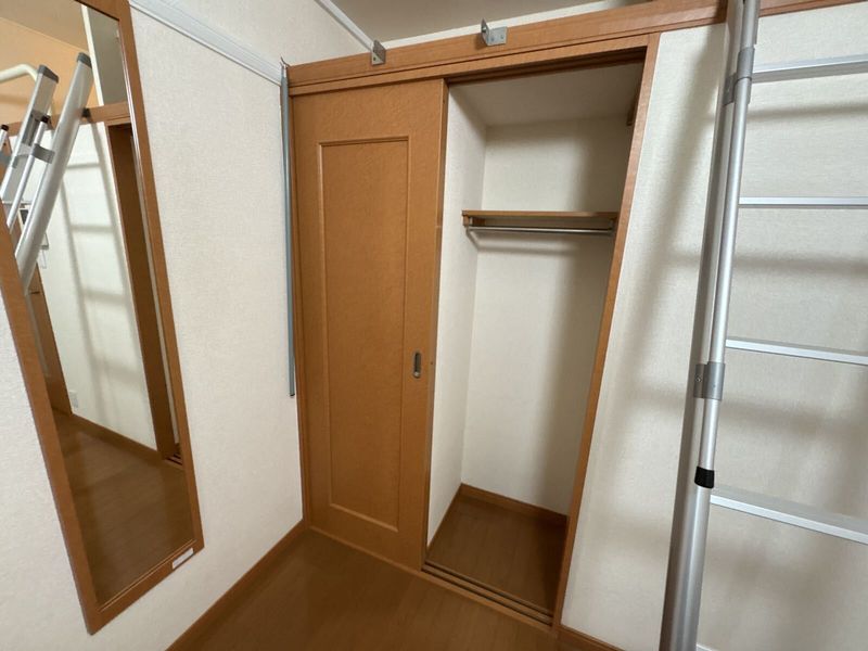 レオパレスジュネス前橋 収納