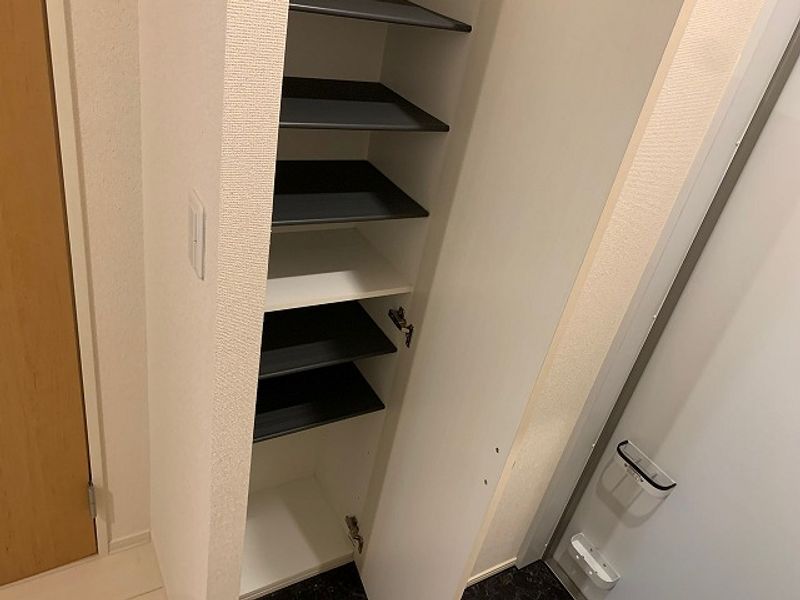 クレイノスリジエ 玄関