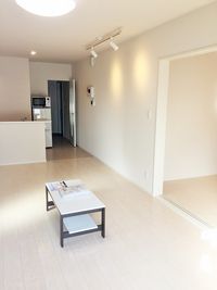 MIRANDA Camellia Mizue Living room