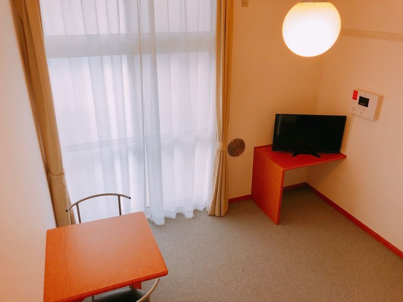 レオパレス鈴ヶ森 居間
