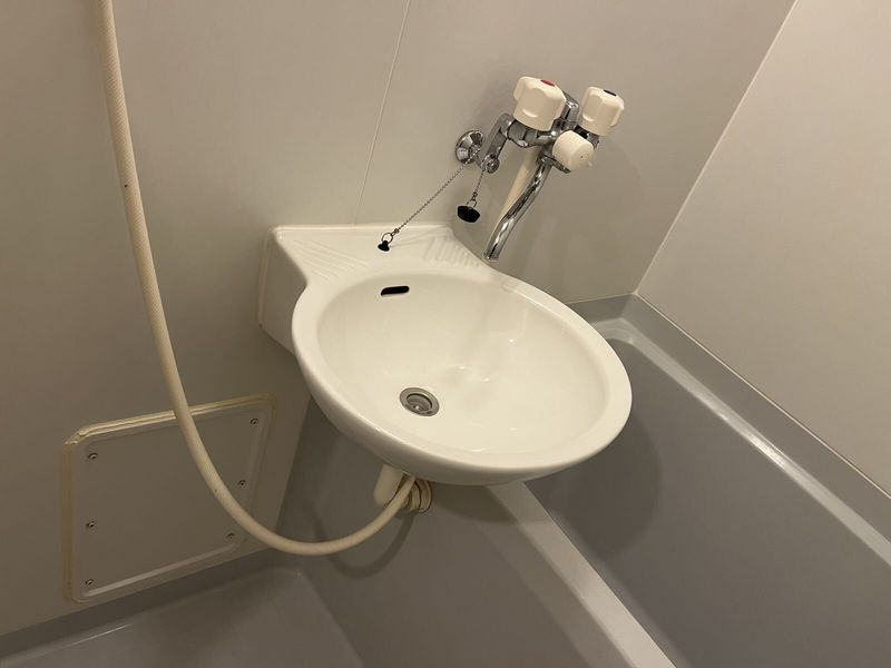 leopalace Le Cheval Bleu Higashi Osaka 洗手台