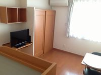 レオパレスクレアモント 居間