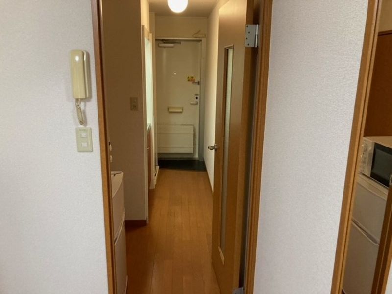 レオパレス京華Ⅲ 玄関