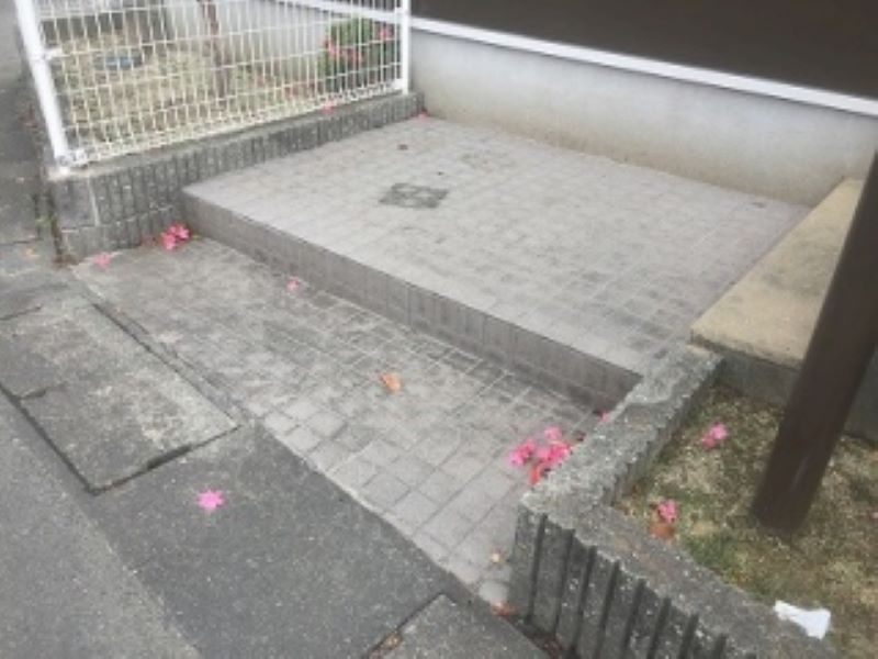 レオパレス小郡南 エントランス