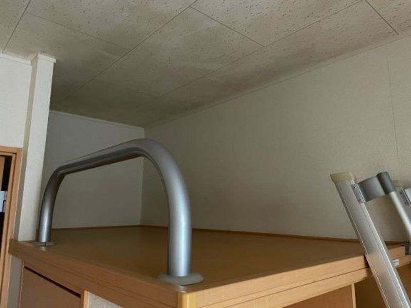 レオパレスアーバン貮番館 寝室