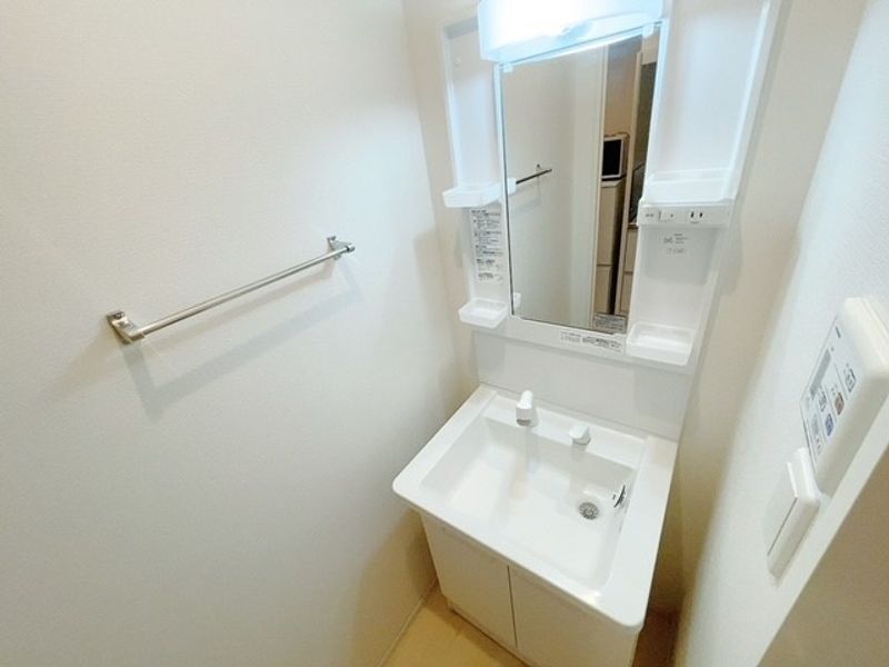 CLEINO INO III Bồn rửa mặt