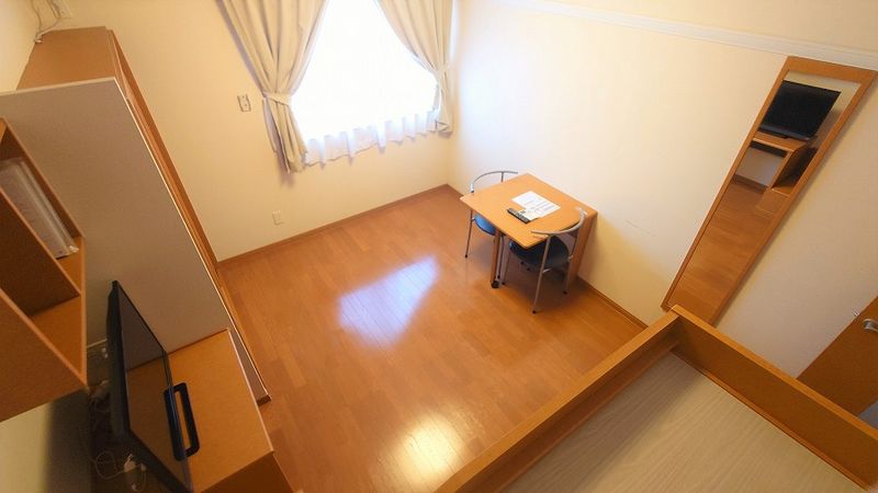 レオパレスペイサージュ 居間