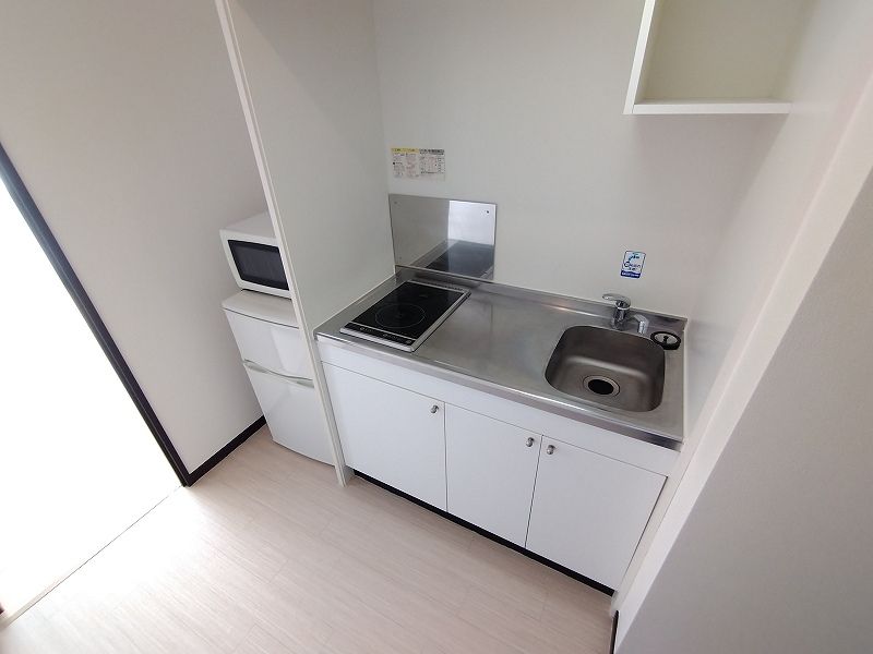 LEONEXT Daikanyama 厨房