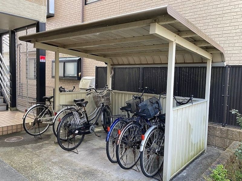 レオパレス西駅前 共用部分