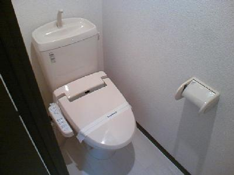 LEONEXT West Gold III 卫生间