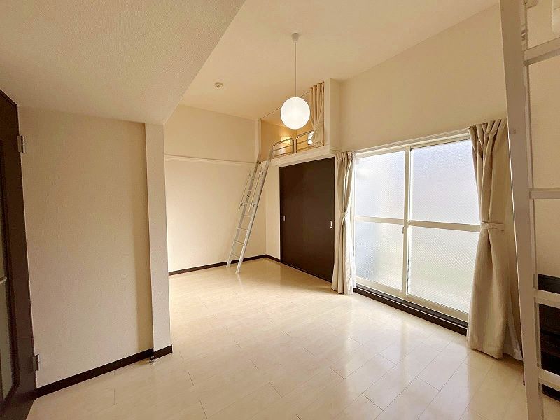 LEONEXT Casa Flora Living room