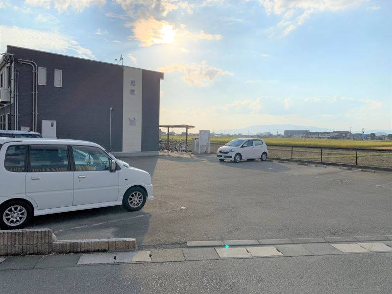 レオネクスト甘木インターサイド 駐車場