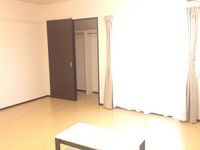 クレイノフェリーチェ 居間