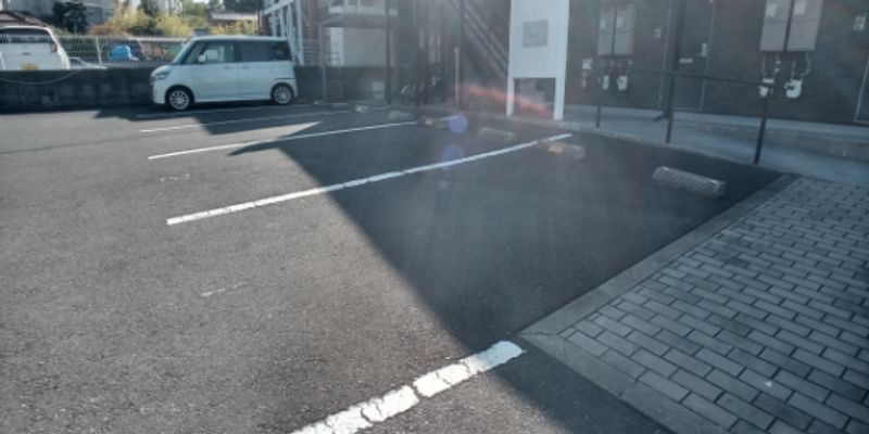 レオネクスト幸神Ⅱ 駐車場