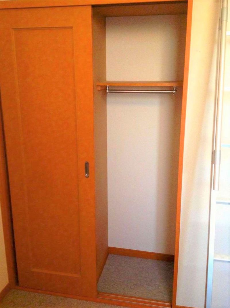 レオパレス大井 収納