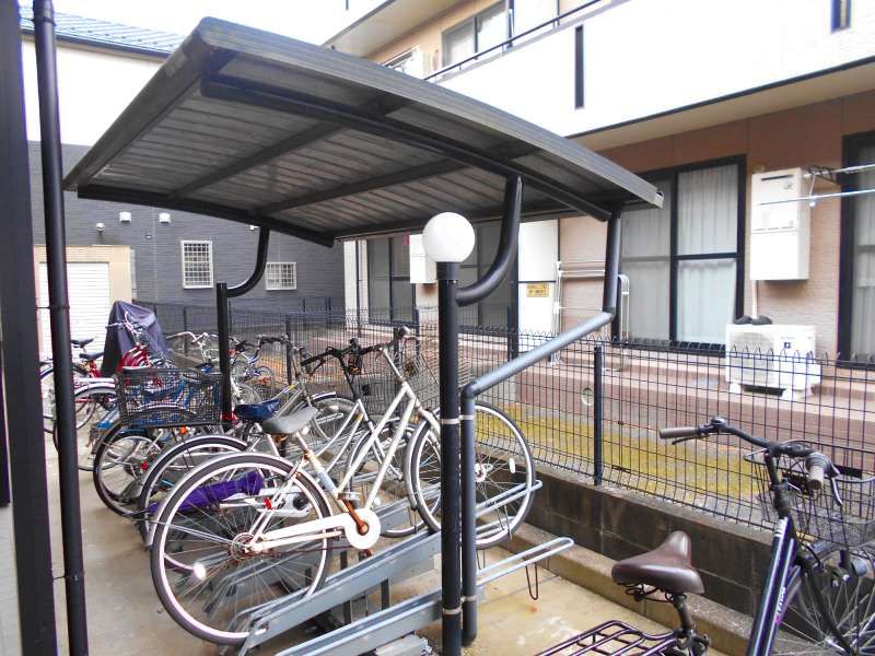 レオパレスサンピュア丸山 共用部分