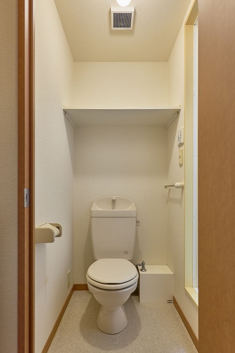 レオパレスカロ　カーサ　ミヤ トイレ