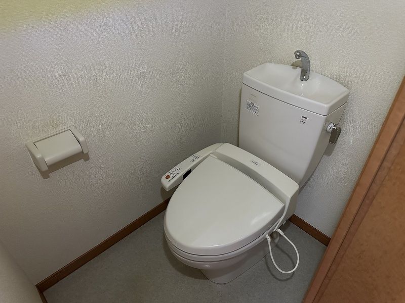 レオパレスイチサト トイレ