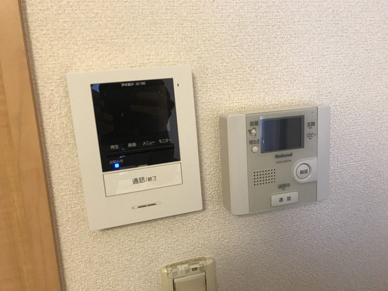 レオパレスフロントコート セキュリティ