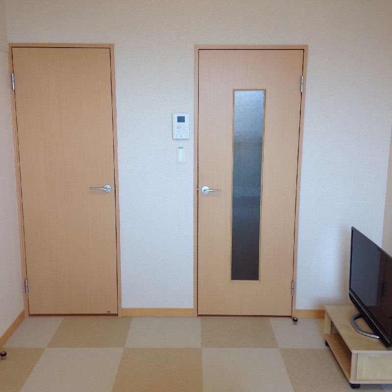レオパレス本宮インター 居間
