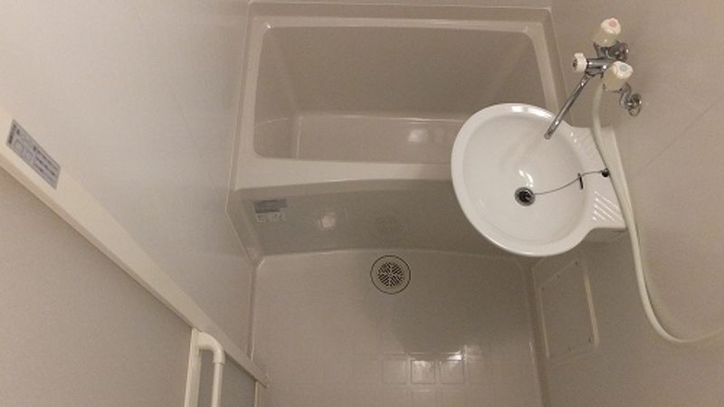 レオネクストナバノ 洗面所