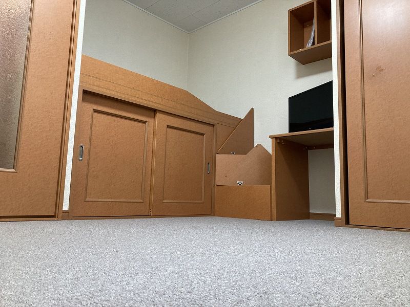 レオパレスパステロ 居間