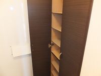 LEONEXT Ariel Numata III 수납공간
