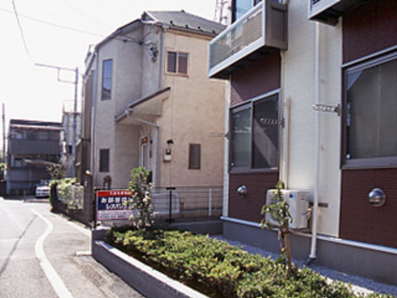 レオネクストメゾンアンソレイエ 外観