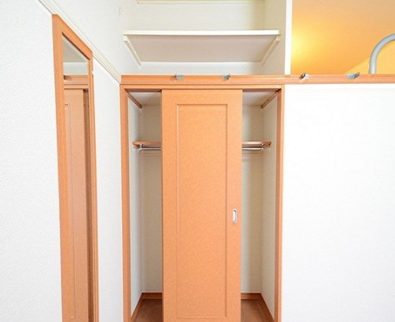 レオパレスはなみずき　Ⅲ 収納