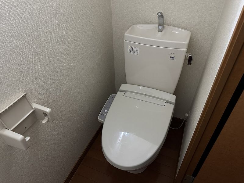 レオパレスサマーウィンドウ トイレ