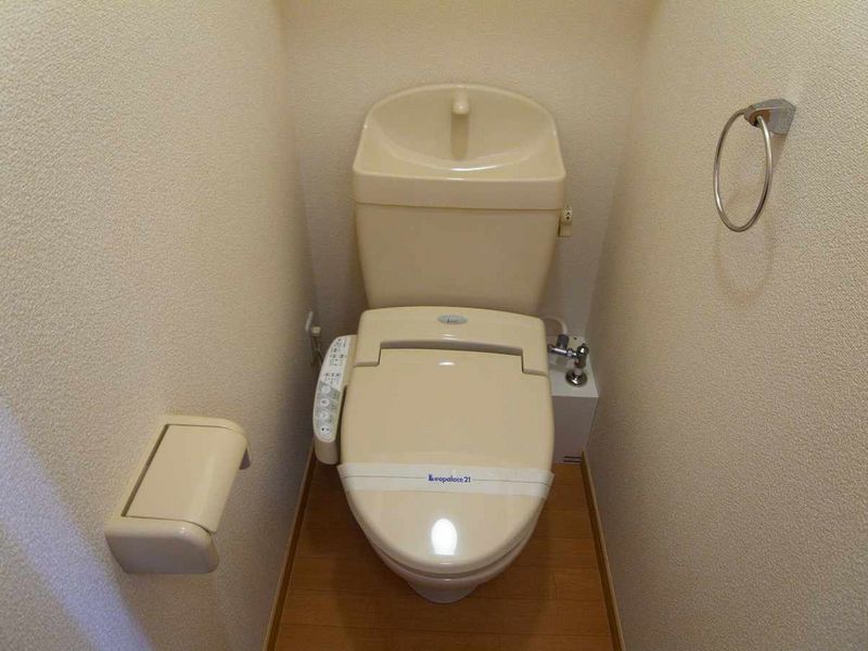 レオパレス代官町 トイレ