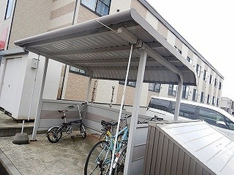 レオパレストリノ 共用部分