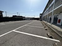 レオパレスクレインベールⅡ 駐車場