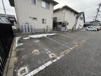 leopalace Murai 주차장