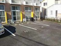 レオパレス藝 駐車場