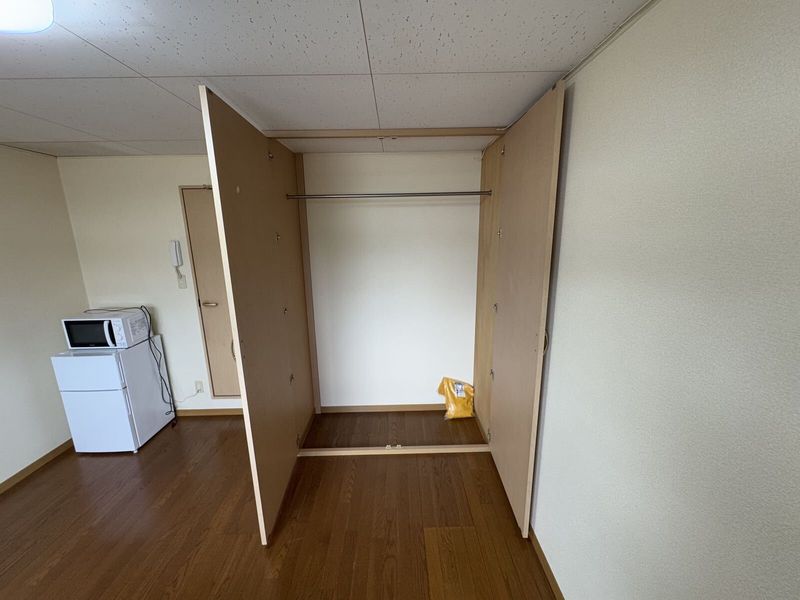 レオパレスハーモニー 収納