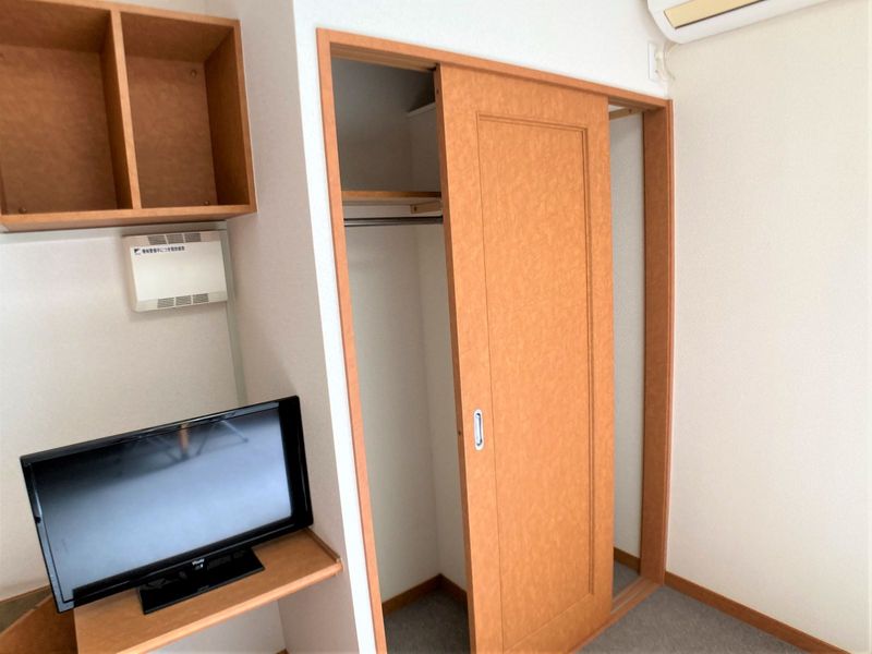 レオパレスやもと 収納