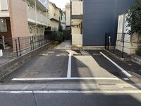 レオパレスマイム 駐車場